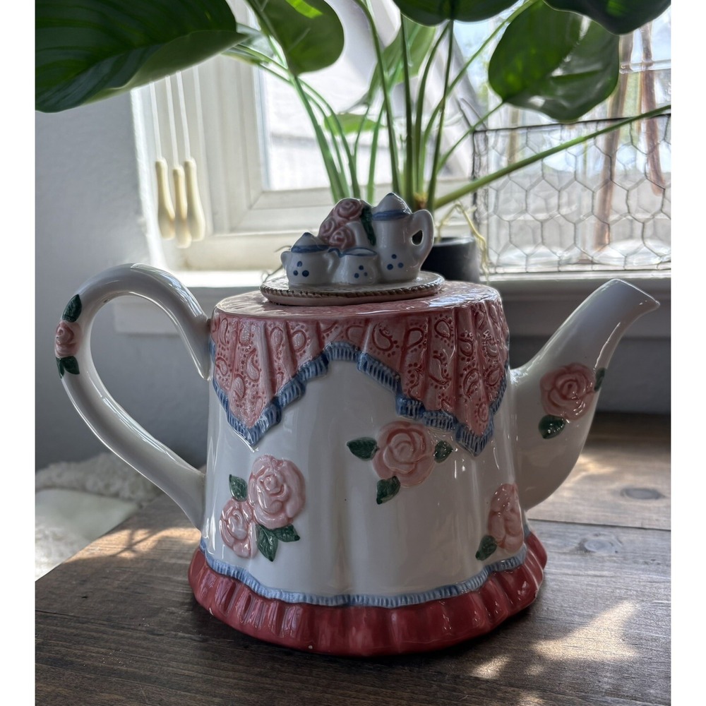 Vintage 1988 FF Fitz & Floyd Teapot Table Design Pink Roses Tea Set Lid